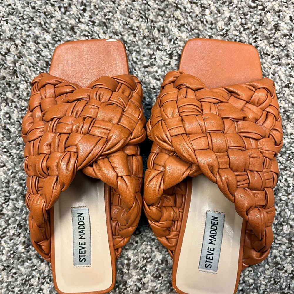 Women's sandals